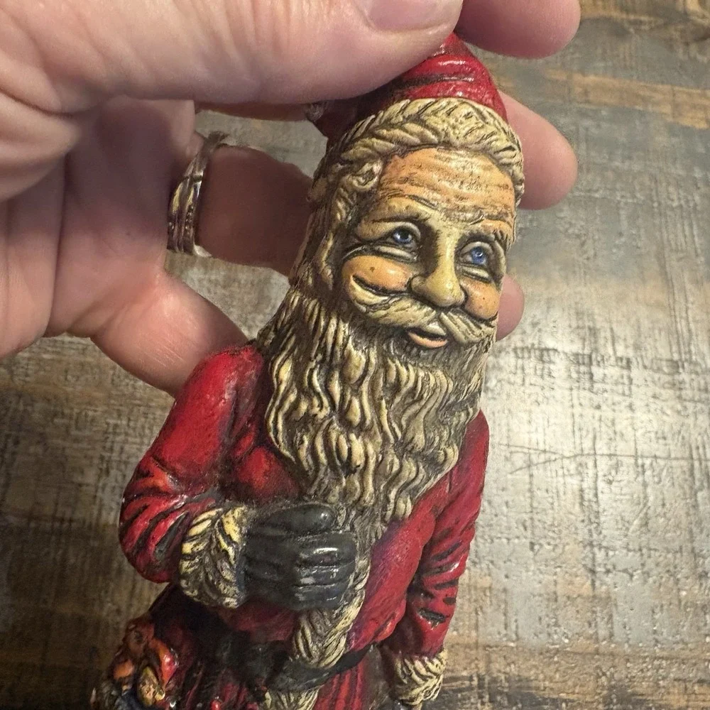 S.D.I. 1978 Blow Mold Plastic 6